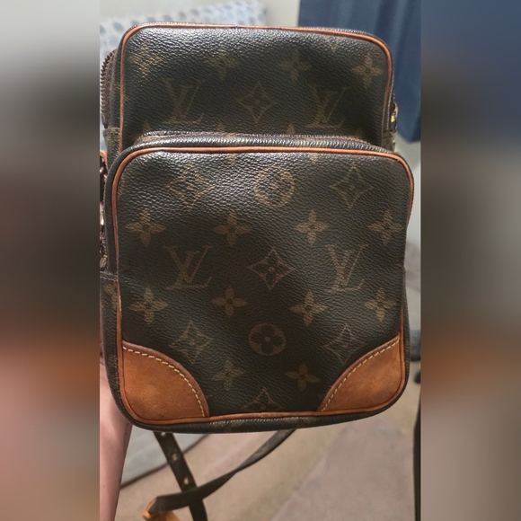 Louis Vuitton Brown Crossbody Bag - Picture 13 of 15